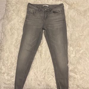 Zara Jeans!